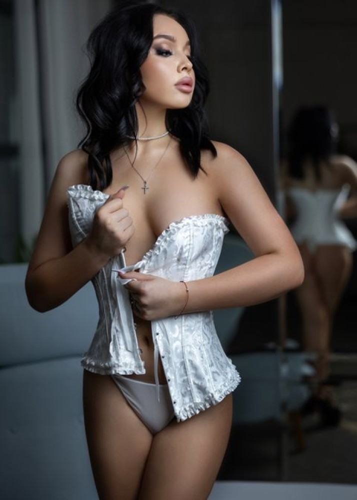 Индивидуалка Эмилия фото № 2 в городе Озёры